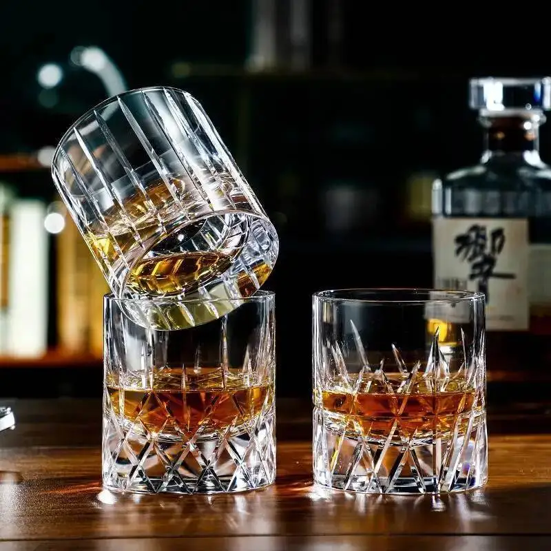 كوب ويسكي كريستالي منحوت شفاف  - مراجعة Whisky Beer And Wine وسعره